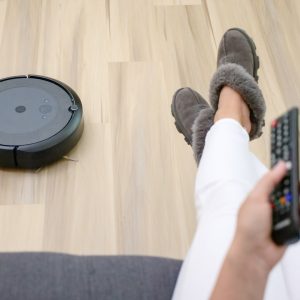 Las mejores ofertas del día en Amazon: iRobot Roomba, plancha de vapor de mano...